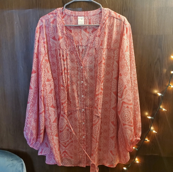 Terra & Sky Pink and White printed long sleeve top with tie - Picture 1 of 6